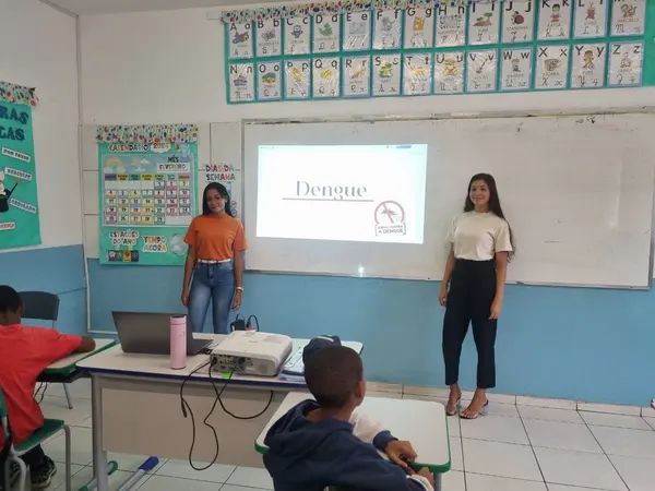 Rede estadual de ensino de Minas Gerais realiza ações de combate à dengue nas escolas