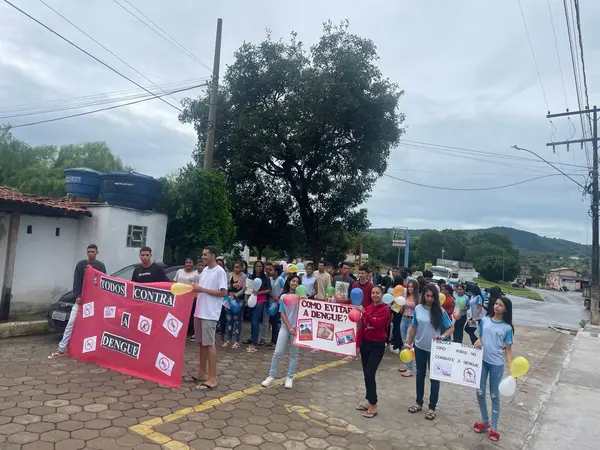 Rede estadual de ensino de Minas Gerais realiza ações de combate à dengue nas escolas