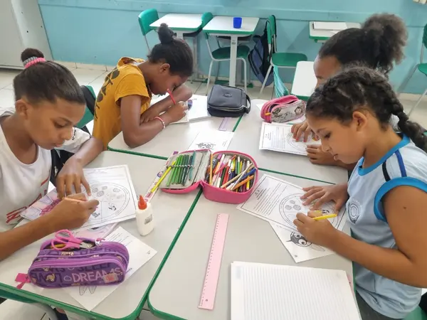 Rede estadual de ensino de Minas Gerais realiza ações de combate à dengue nas escolas