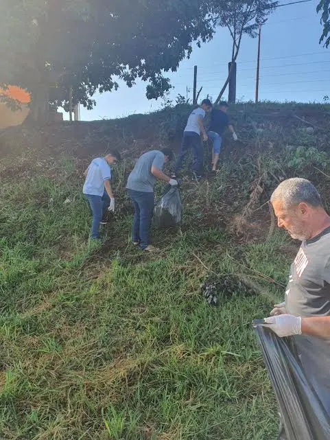 Rede estadual de ensino de Minas Gerais realiza ações de combate à dengue nas escolas