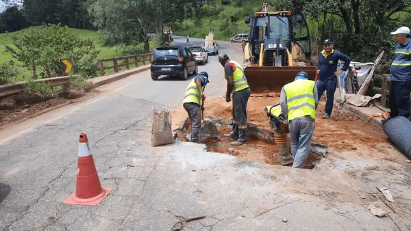 DER-MG conclui obras emergenciais em trechos que estavam interditados por danos causados pelas chuvas