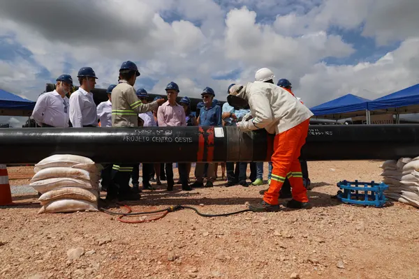 Governo de Minas anuncia início das obras do Gasoduto Centro-Oeste 