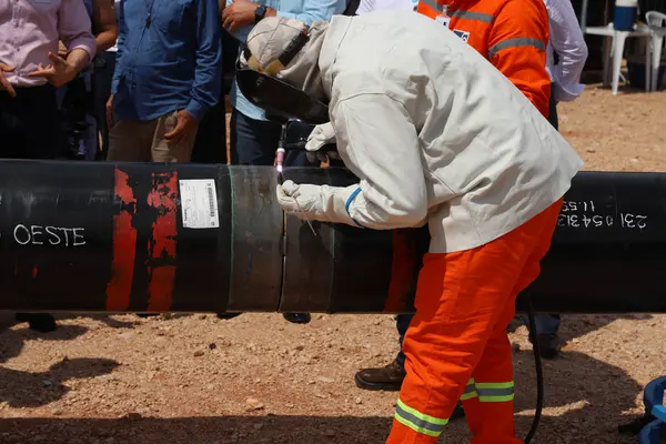 Governo de Minas anuncia início das obras do Gasoduto Centro-Oeste 