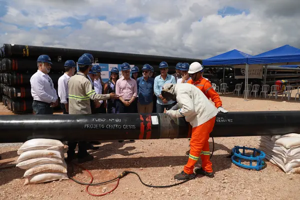 Governo de Minas anuncia início das obras do Gasoduto Centro-Oeste 
