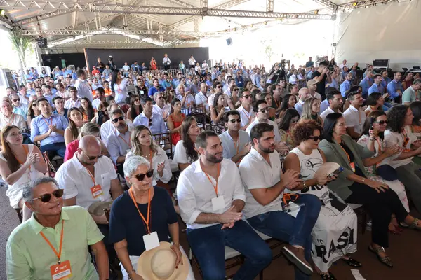 Vice-governador participa da inauguração de nova linha de produção em Limeira do Oeste