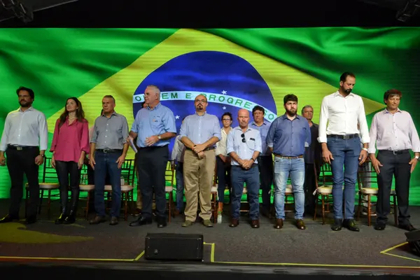 Vice-governador participa da inauguração de nova linha de produção em Limeira do Oeste