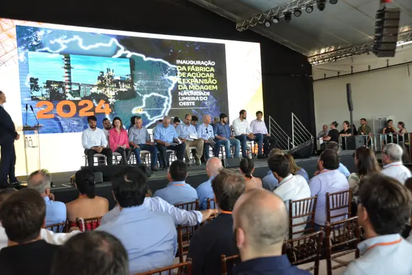Vice-governador participa da inauguração de nova linha de produção em Limeira do Oeste