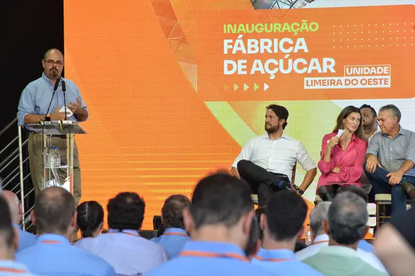 Vice-governador participa da inauguração de nova linha de produção em Limeira do Oeste