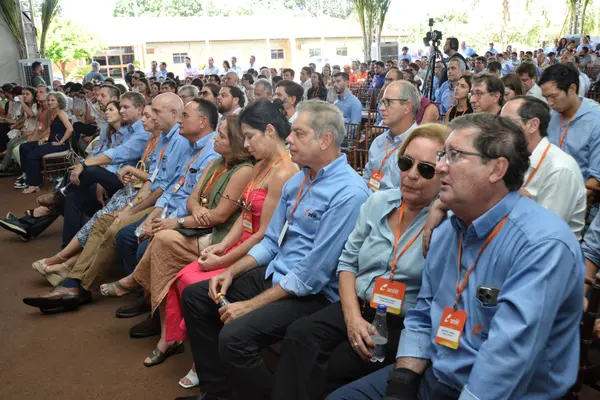 Vice-governador participa da inauguração de nova linha de produção em Limeira do Oeste