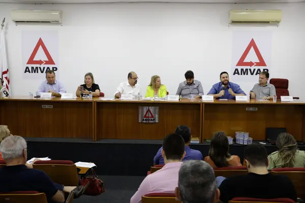 Governo de Minas intensifica diálogo com prefeituras e lideranças locais em Uberlândia