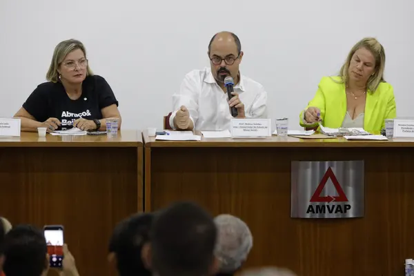 Governo de Minas intensifica diálogo com prefeituras e lideranças locais em Uberlândia