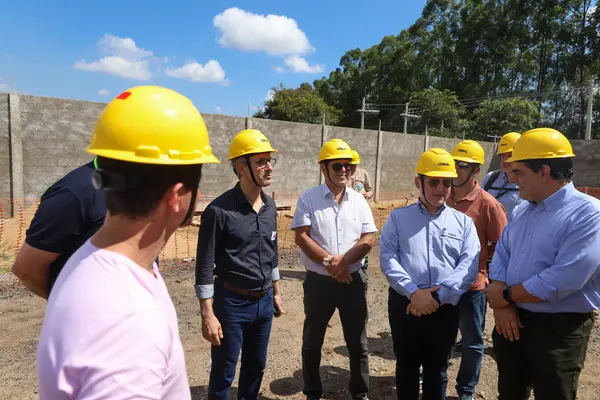 Governador vistoria obras de nova subestação que vai melhorar o fornecimento de energia para mais de 80 mil pessoas