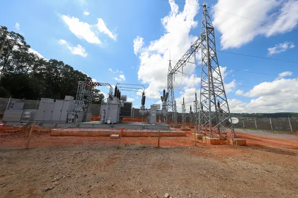 Governador vistoria obras de nova subestação que vai melhorar o fornecimento de energia para mais de 80 mil pessoas