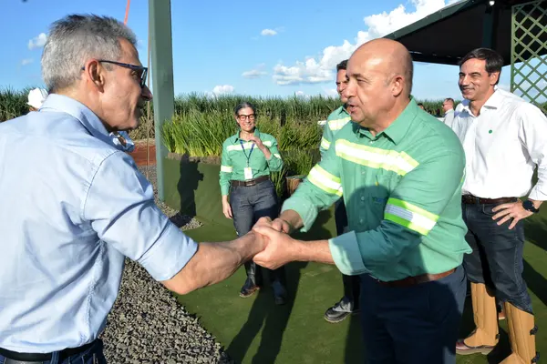 Estado atrai investimento de R$ 3,5 bilhões no setor de açúcar e álcool em Minas Gerais
