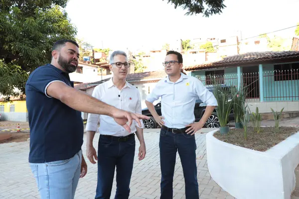 Governador vistoria obras em escola municipal que recebeu recursos do projeto Mãos Dadas para reforma e ampliação