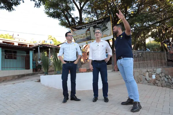 Governador vistoria obras em escola municipal que recebeu recursos do projeto Mãos Dadas para reforma e ampliação