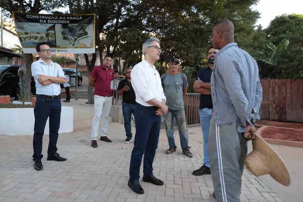 Governador vistoria obras em escola municipal que recebeu recursos do projeto Mãos Dadas para reforma e ampliação
