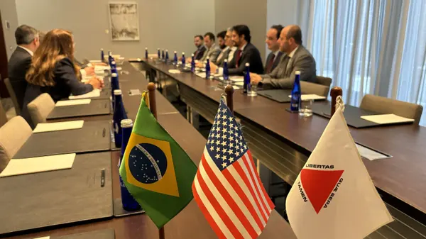 Governo de Minas busca parceria e investimentos nos EUA para gerar empregos e renda para os mineiros