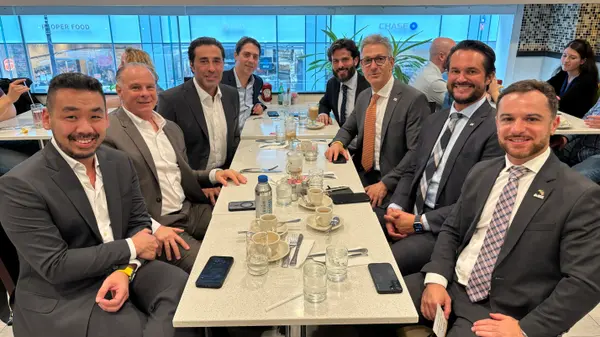 Reunião com o CEO da Cimed, João Marques