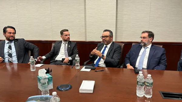 Reunião com investidores da Alvarez & Marsal