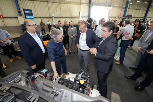 Fabricante de automóveis escolhe Minas Gerais para maior ciclo de investimentos da história da indústria automotiva do Brasil e América do Sul