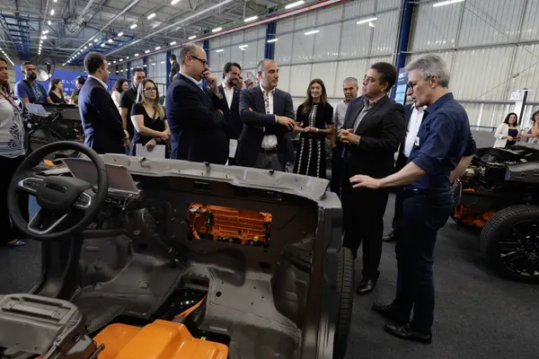 Fabricante de automóveis escolhe Minas Gerais para maior ciclo de investimentos da história da indústria automotiva do Brasil e América do Sul