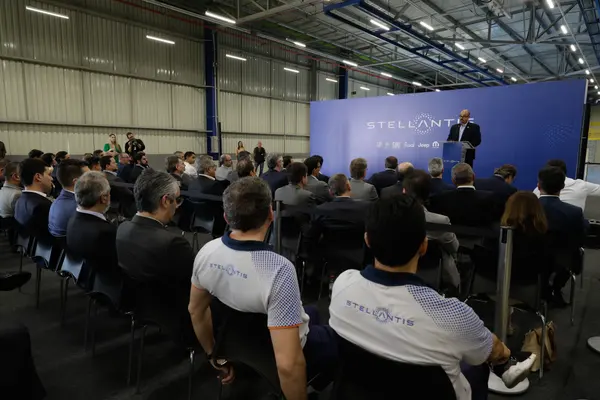 Fabricante de automóveis escolhe Minas Gerais para maior ciclo de investimentos da história da indústria automotiva do Brasil e América do Sul