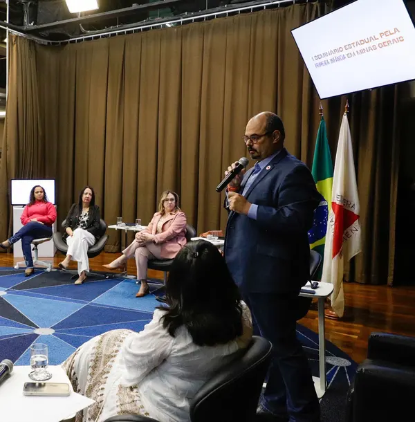 Governo de Minas apresenta ações e políticas públicas em 1º Seminário Estadual pela Primeira Infância