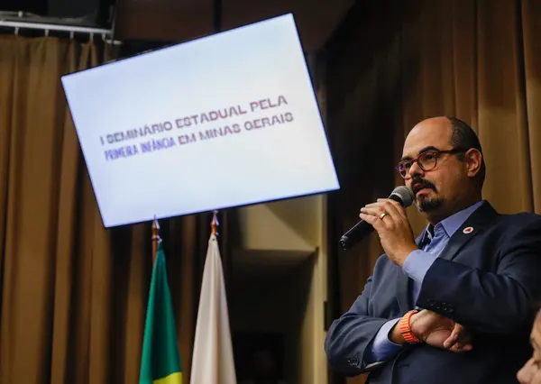 Governo de Minas apresenta ações e políticas públicas em 1º Seminário Estadual pela Primeira Infância