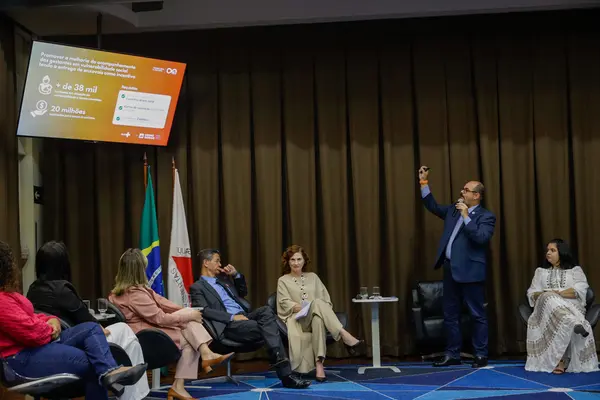 Governo de Minas apresenta ações e políticas públicas em 1º Seminário Estadual pela Primeira Infância