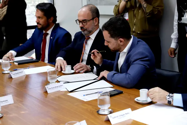 Governo de Minas atrai investimento de R$ 20 milhões que vai gerar 300 vagas para engenheiros na Grande BH