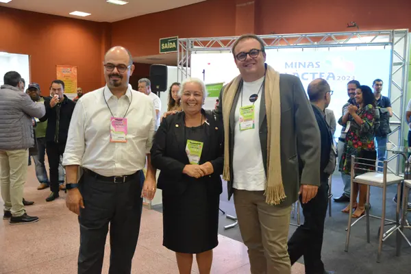 Vice-governador destaca importância da ciência e tecnologia no agro na abertura do Minas Láctea 2024