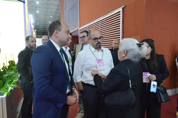 Vice-governador destaca importância da ciência e tecnologia no agro na abertura do Minas Láctea 2024