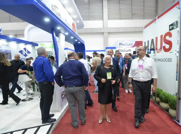Vice-governador destaca importância da ciência e tecnologia no agro na abertura do Minas Láctea 2024