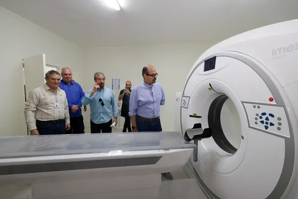 Governo de Minas vistoria aplicação de recursos estaduais em saúde na Santa Casa de Ouro Fino