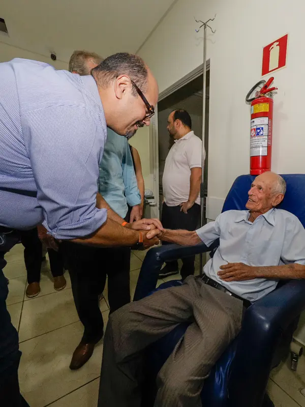 Governo de Minas vistoria aplicação de recursos estaduais em saúde na Santa Casa de Ouro Fino
