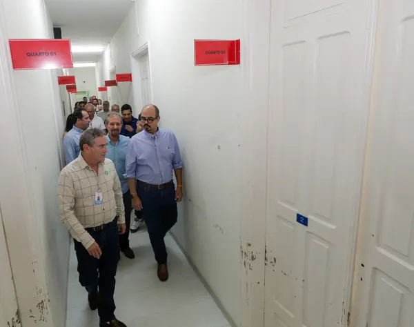 Governo de Minas vistoria aplicação de recursos estaduais em saúde na Santa Casa de Ouro Fino