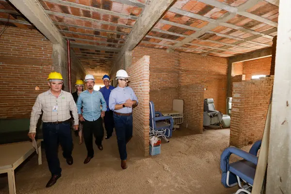 Governo de Minas vistoria aplicação de recursos estaduais em saúde na Santa Casa de Ouro Fino