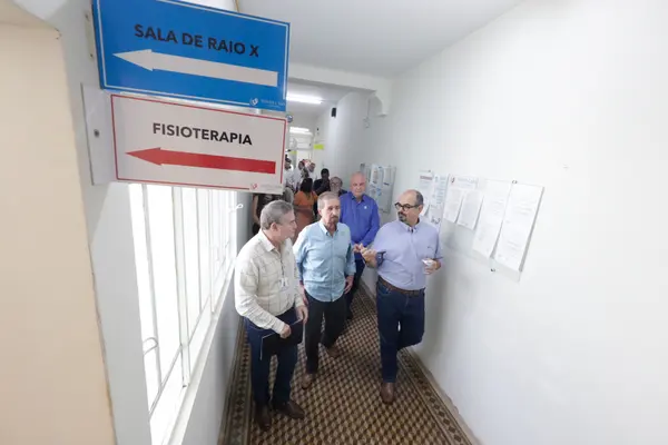 Governo de Minas vistoria aplicação de recursos estaduais em saúde na Santa Casa de Ouro Fino