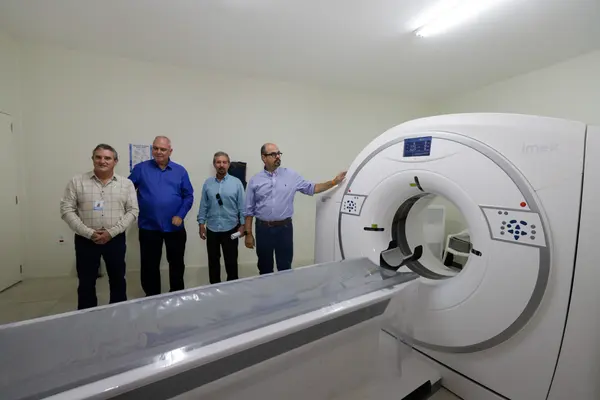 Governo de Minas vistoria aplicação de recursos estaduais em saúde na Santa Casa de Ouro Fino