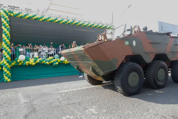 Vice-governador prestigia celebração dos 202 anos da Independência do Brasil no Triângulo Mineiro