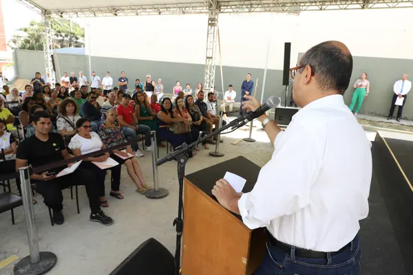 Governo de Minas entrega 80 apartamentos para famílias que moravam em áreas de inundação