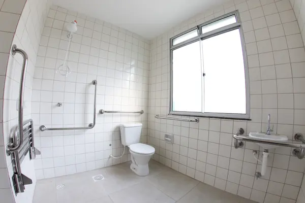 Governo de Minas entrega 80 apartamentos para famílias que moravam em áreas de inundação