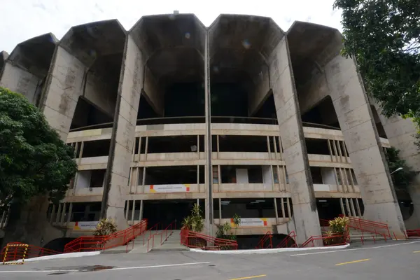 Mineirinho volta a ser a casa do vôlei em Minas