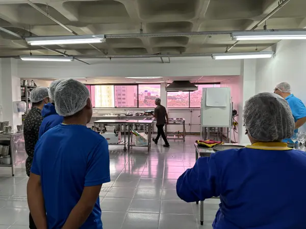 Governo de Minas capacita imigrantes com cursos gratuitos por meio do Minas Forma