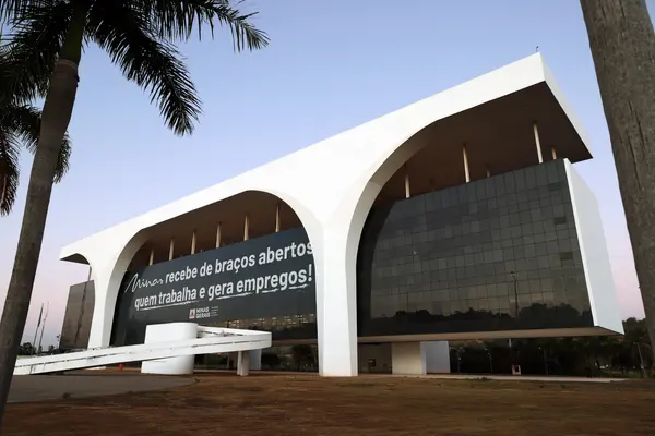 Governo de Minas capacita imigrantes com cursos gratuitos por meio do Minas Forma