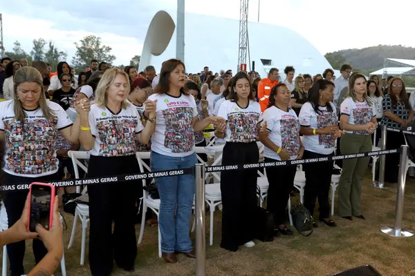 Monumento Bruma Leve presta homenagem às 272 joias de Brumadinho