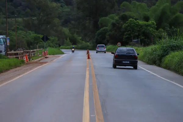 Governo de Minas lança consulta pública para projeto que prevê melhorias em rodovias da região