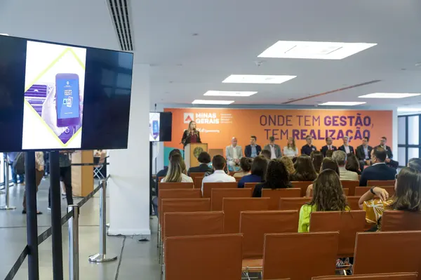 Governo de Minas implanta transferência digital de veículos em todo o estado, levando mais facilidade e agilidade para vendedor e comprador
