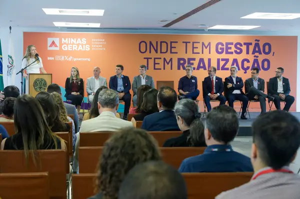 Governo de Minas implanta transferência digital de veículos em todo o estado, levando mais facilidade e agilidade para vendedor e comprador